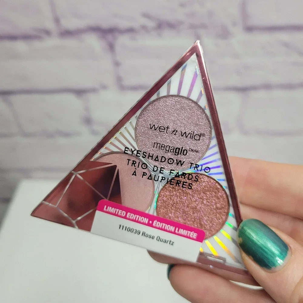 New No Box Wet n Wild Crystal Cavern MegaGlo Eyeshadow Trio Rose‎ Quartz 3.5g